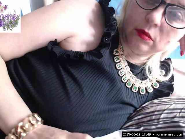 Maturbation Chat, Group Chat For 20 39 Tokens, Full Privates For 90 Tokens, Privates For 60 8.