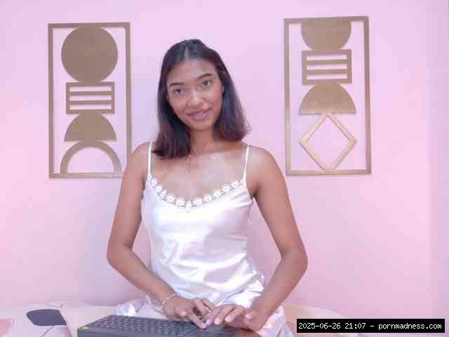 Shemale Cums In Mouth, Shaved Teens, Shaved Latina, Group Chat For 20 39 Tokens, Full Privates For.